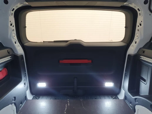 Volkswagen ID. Buzz Cargo - Afbeelding 26 van 28
