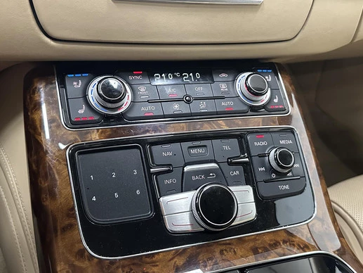 Audi S8 - Afbeelding 21 van 30