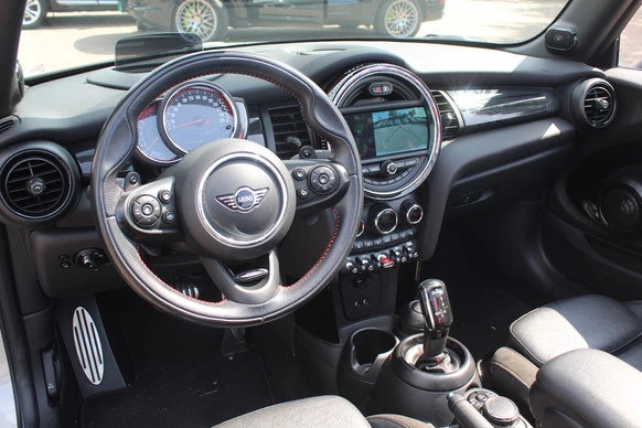 MINI Cooper Cabrio - Afbeelding 7 van 30