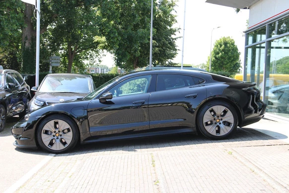 Porsche Taycan - Afbeelding 4 van 19