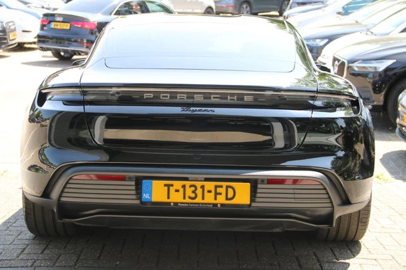 Porsche Taycan - Afbeelding 6 van 19