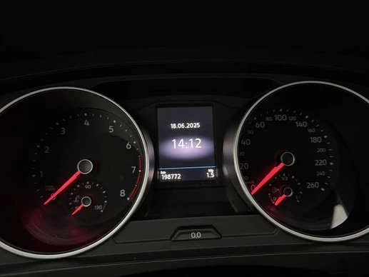 Volkswagen Tiguan - Afbeelding 24 van 30