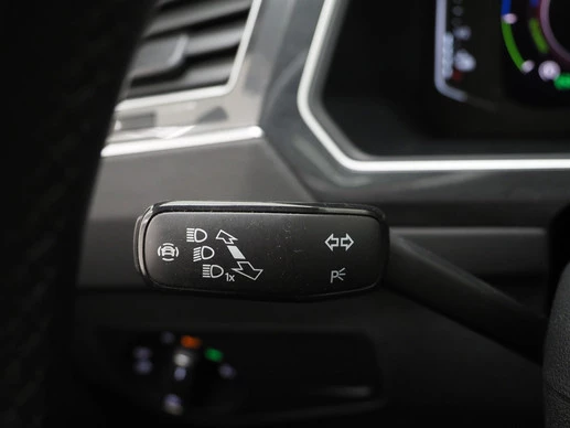 Volkswagen Tiguan - Afbeelding 21 van 30