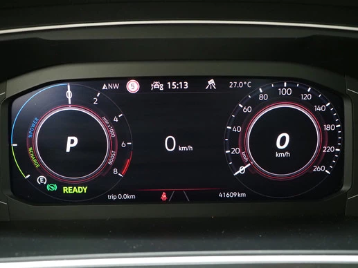 Volkswagen Tiguan - Afbeelding 25 van 30