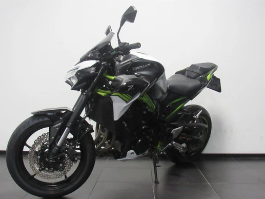 Kawasaki Z900 - Afbeelding 3 van 7