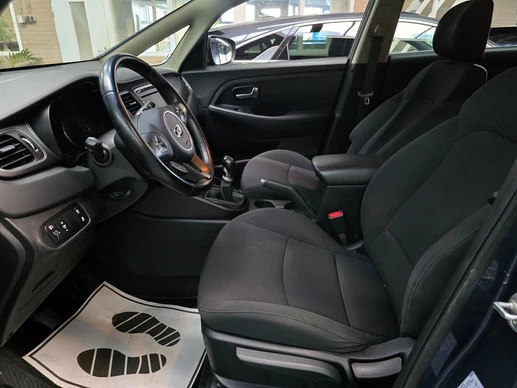 Kia Carens - Afbeelding 9 van 24