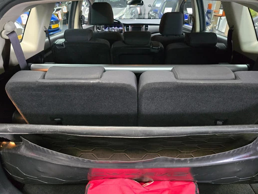 Kia Carens - Afbeelding 13 van 24