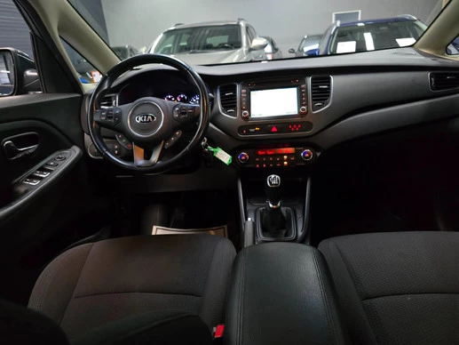 Kia Carens - Afbeelding 14 van 24
