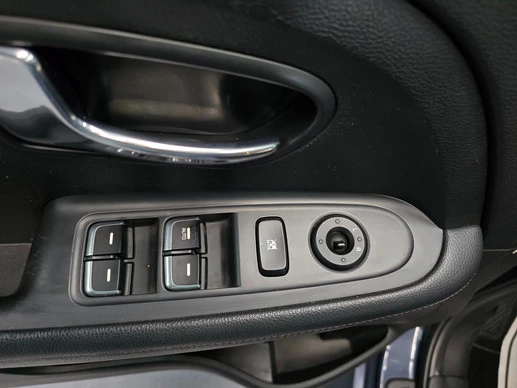 Kia Carens - Afbeelding 21 van 24