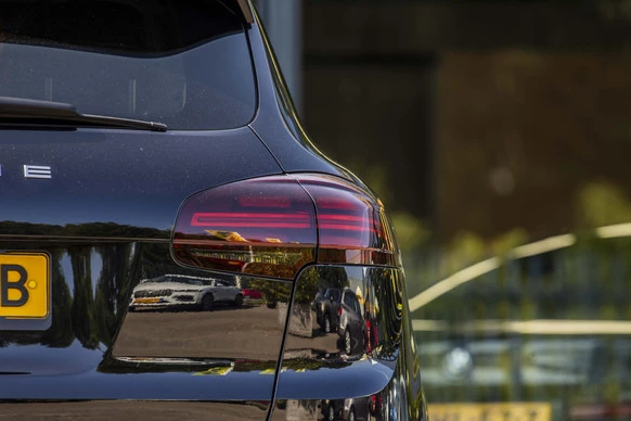 Porsche Cayenne - Afbeelding 7 van 30