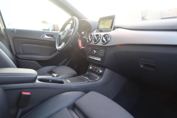 Mercedes-Benz B-Klasse - Afbeelding 28 van 30