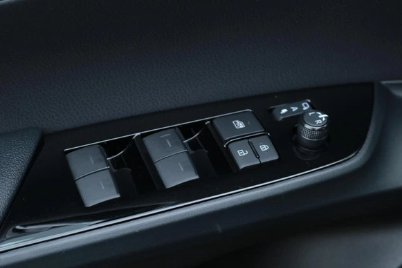Toyota Prius - Afbeelding 27 van 30
