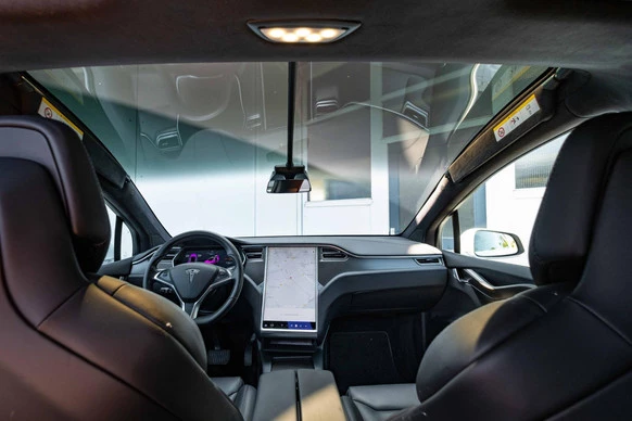 Tesla Model X - Afbeelding 14 van 30