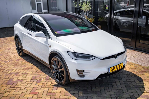Tesla Model X - Afbeelding 27 van 30