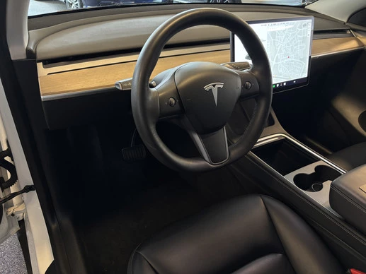 Tesla Model Y - Afbeelding 2 van 30
