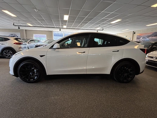 Tesla Model Y - Afbeelding 3 van 30