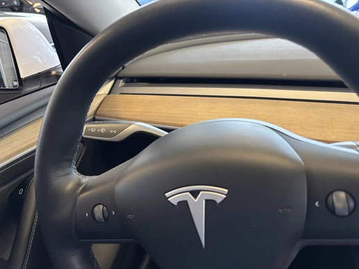 Tesla Model Y - Afbeelding 9 van 30