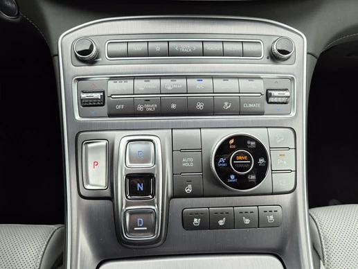 Hyundai Santa Fe - Afbeelding 14 van 30