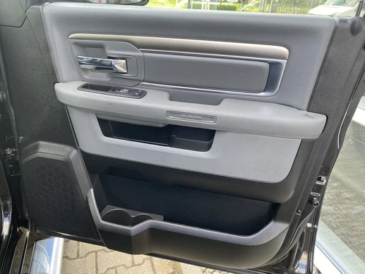 Dodge Ram 1500 - Afbeelding 18 van 30
