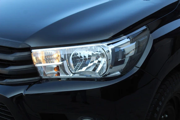 Toyota Hilux - Afbeelding 18 van 26