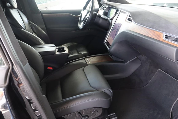 Tesla Model X - Afbeelding 11 van 30