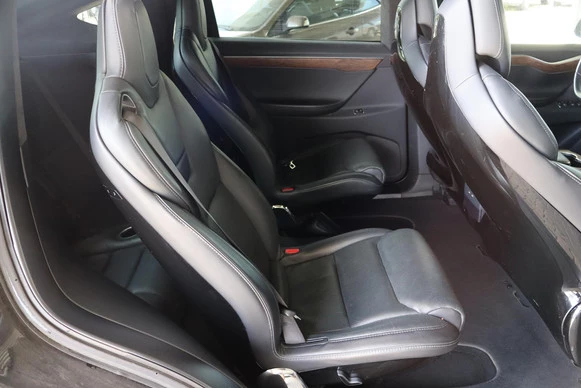 Tesla Model X - Afbeelding 14 van 30