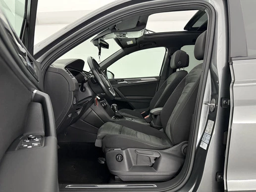 Volkswagen Tiguan - Afbeelding 10 van 30