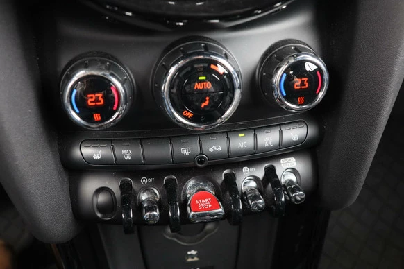 MINI Cooper Cabrio - Afbeelding 21 van 29