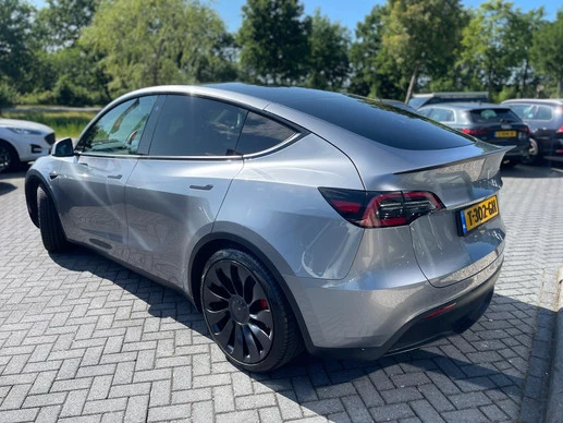 Tesla Model Y - Afbeelding 4 van 30