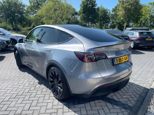 Tesla Model Y - Afbeelding 8 van 30