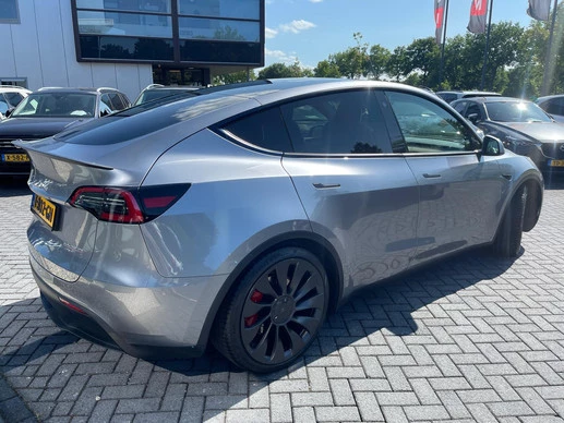 Tesla Model Y - Afbeelding 16 van 30