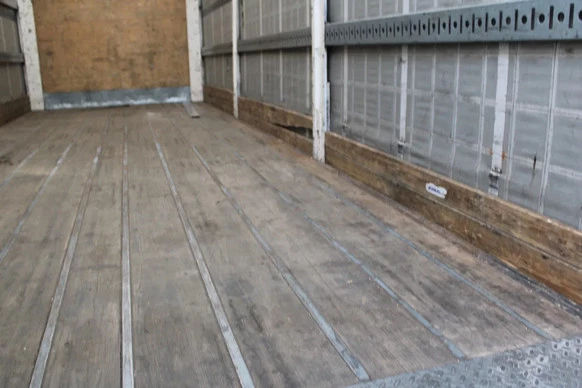 Iveco Stralis - Afbeelding 14 van 30