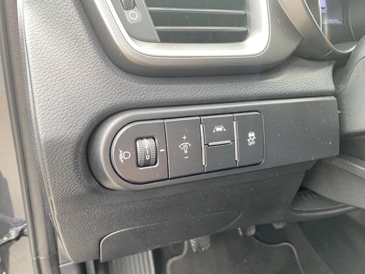 Kia Ceed - Afbeelding 17 van 30