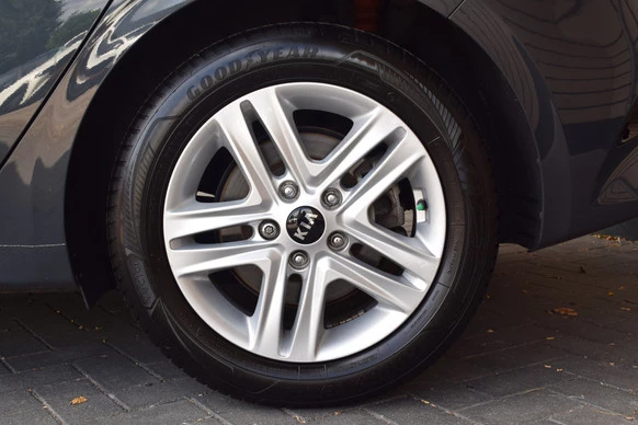 Kia Ceed - Afbeelding 8 van 30