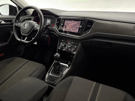 Volkswagen T-Roc - Afbeelding 13 van 30