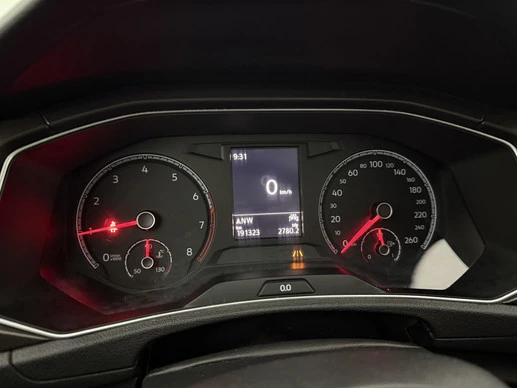 Volkswagen T-Roc - Afbeelding 23 van 30