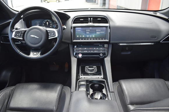 Jaguar F-PACE - Afbeelding 3 van 30