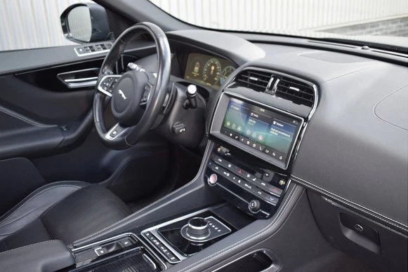 Jaguar F-PACE - Afbeelding 9 van 30