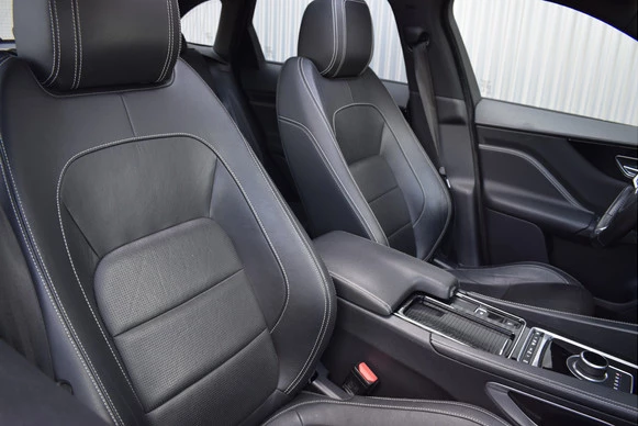 Jaguar F-PACE - Afbeelding 10 van 30