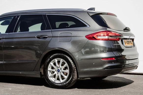Ford Mondeo - Afbeelding 28 van 30