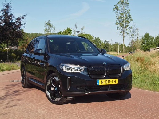 BMW iX3 - Afbeelding 1 van 30
