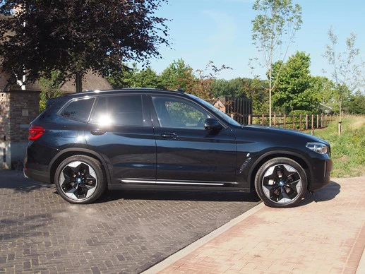 BMW iX3 - Afbeelding 11 van 30