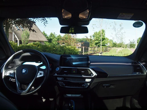 BMW iX3 - Afbeelding 19 van 30