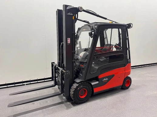 Linde 387 - Afbeelding 1 van 17