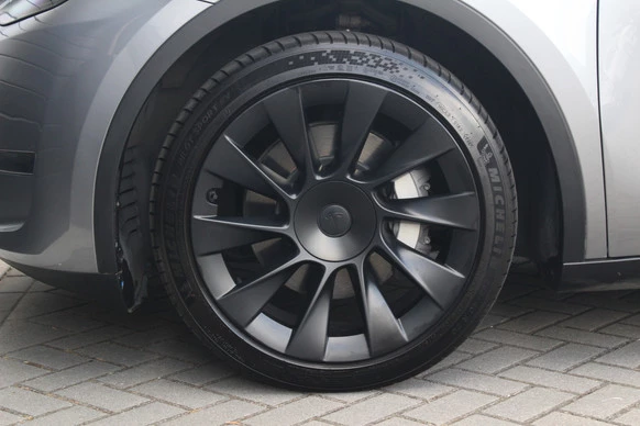 Tesla Model Y - Afbeelding 6 van 21