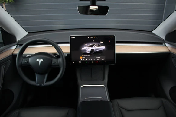 Tesla Model Y - Afbeelding 21 van 21