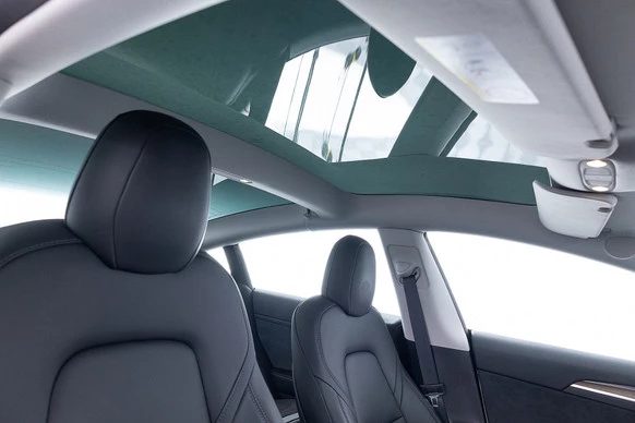 Tesla Model 3 - Afbeelding 6 van 25