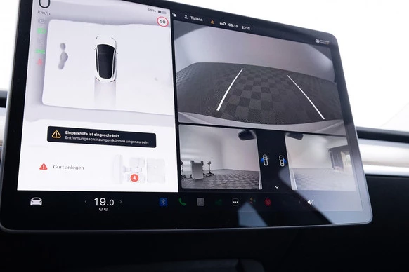 Tesla Model 3 - Afbeelding 12 van 25