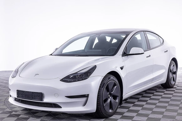 Tesla Model 3 - Afbeelding 20 van 25
