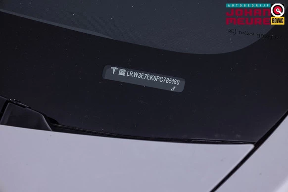 Tesla Model 3 - Afbeelding 21 van 25